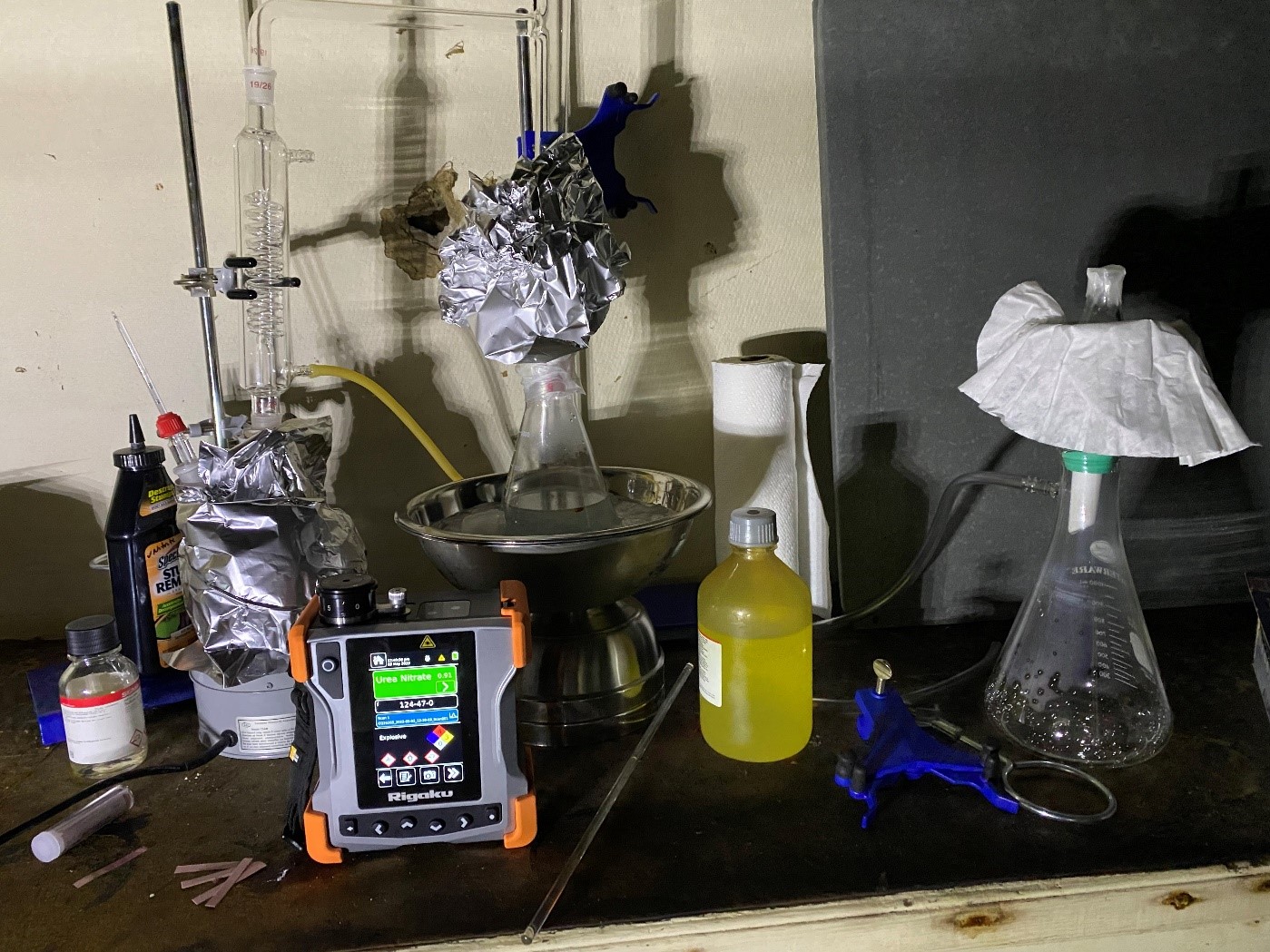Urea Nitrate in Chem Lab Urea Nitrate in Chem Lab